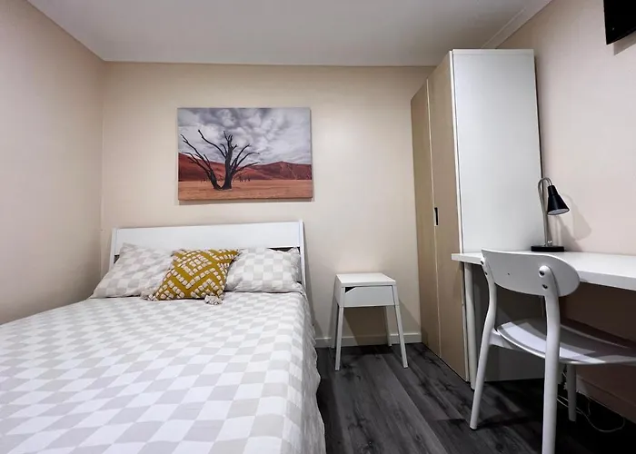 Budget King Room